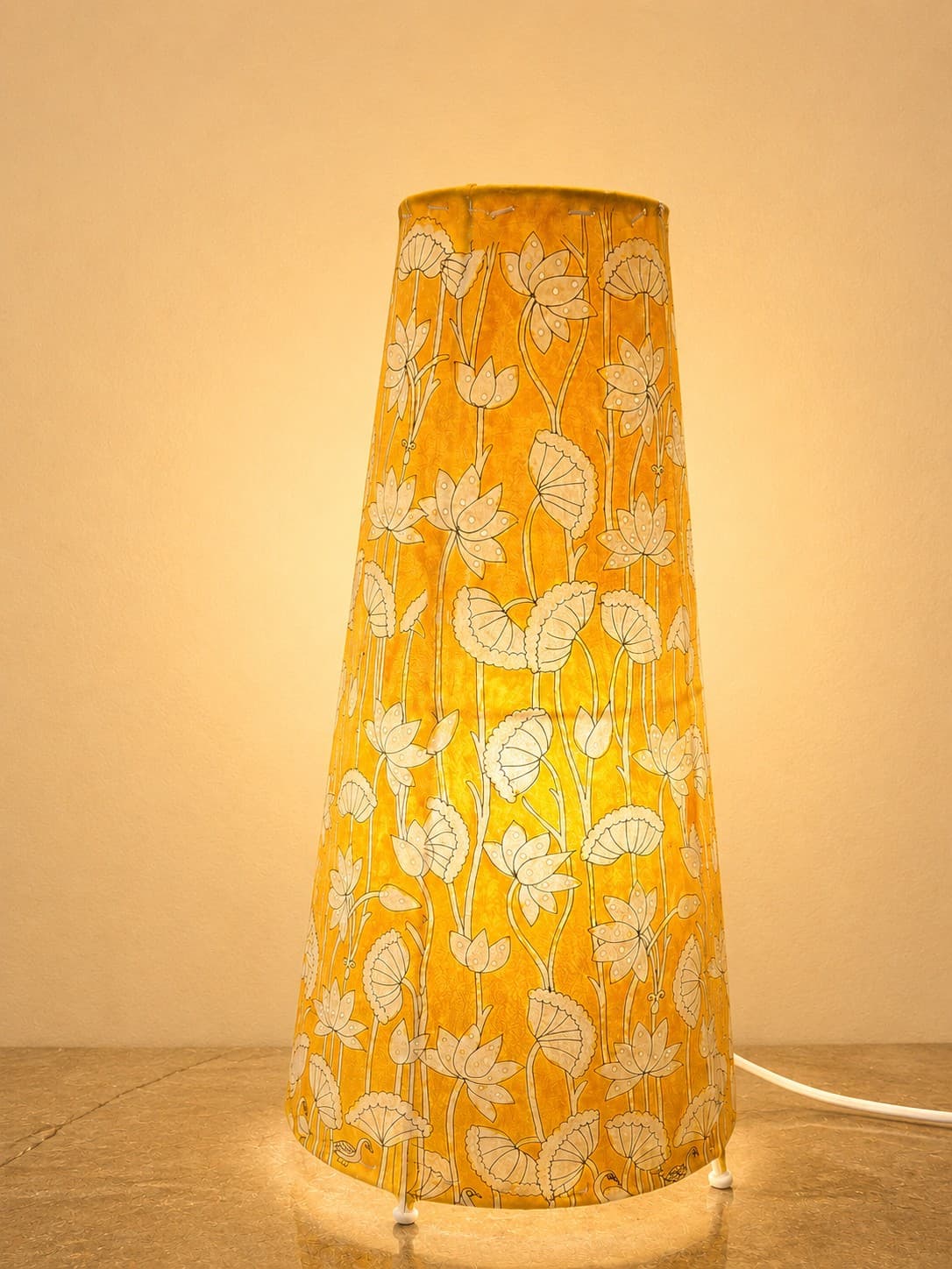 Leather Table Lamp Lotus Floral Design - Tholu Bommalata